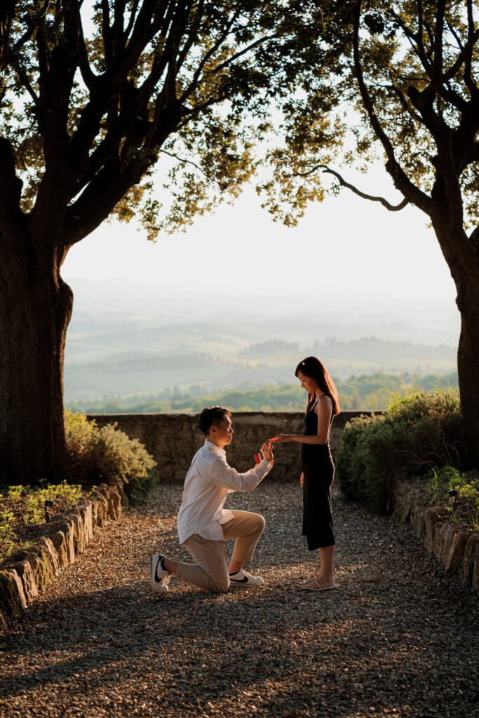 proposal wedding Photographer tuscany   engagement in la leccia castello chianti tuscany wedding  photographer la leccia 