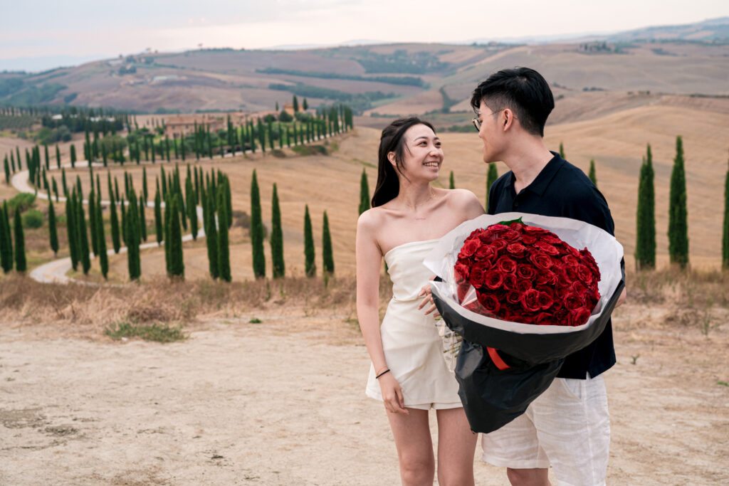 Proposal wedding photographer agriturismo baccoleno Siena