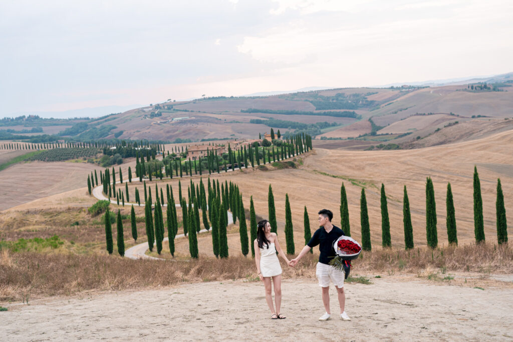 Proposal wedding photographer agriturismo baccoleno Siena