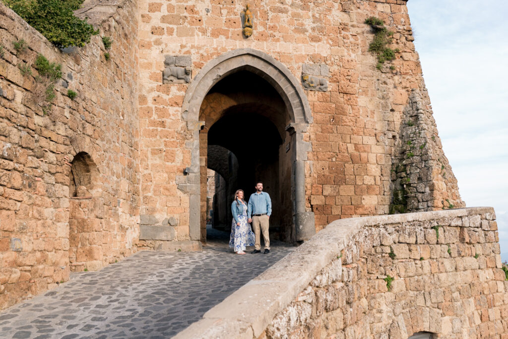 Proposal photographer in Civita di Bagnoregio