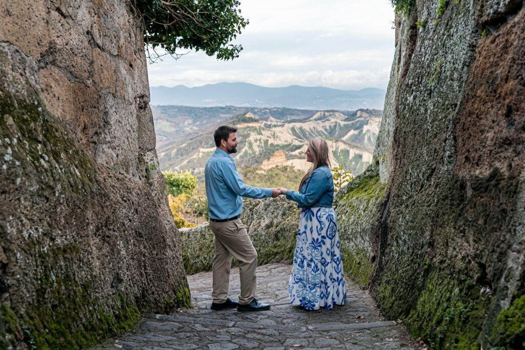 Proposal photographer in Civita di Bagnoregio